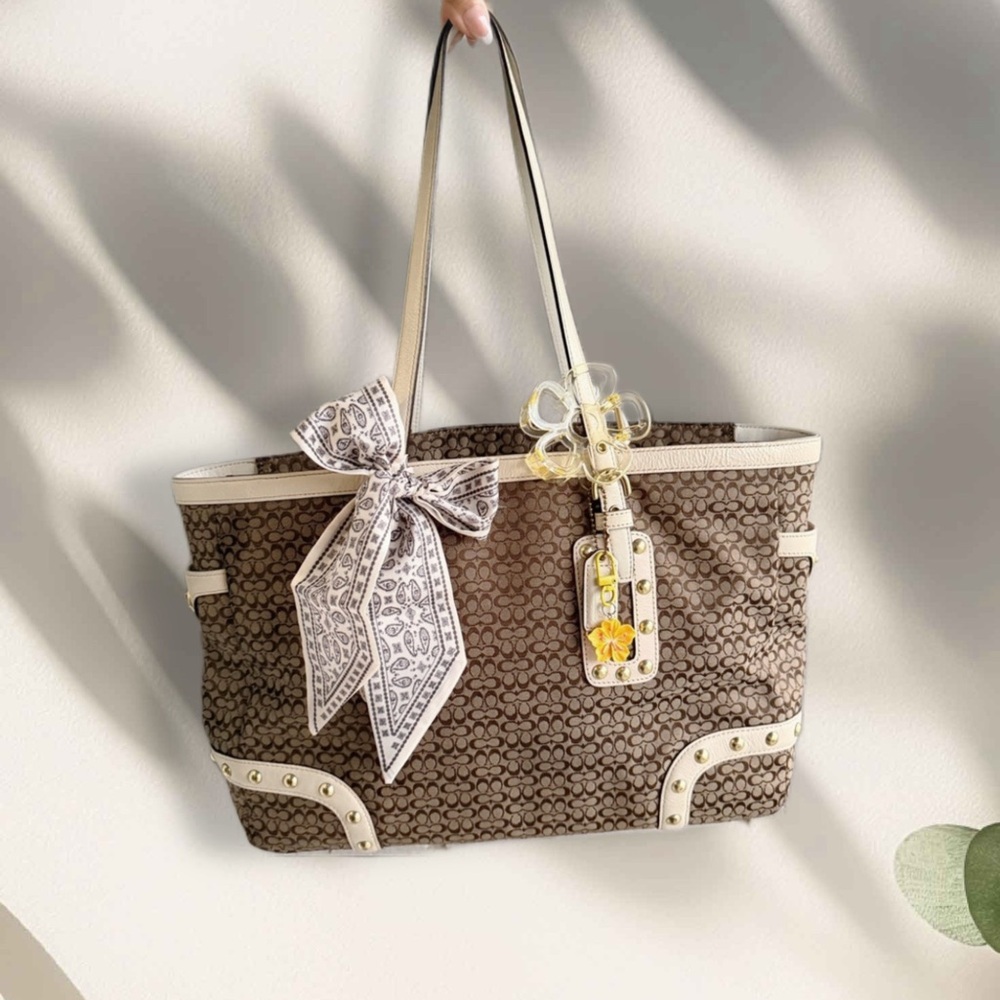 SOLD Coach Soho Khaki Signature C Studded Gallery Tote Bag Purse Rare Y2K